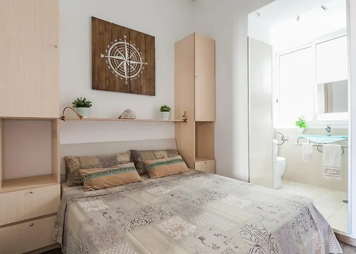 House Borgo Pio 195 Rome