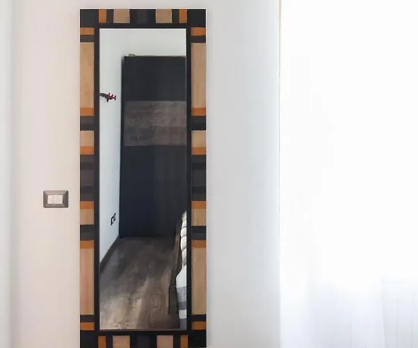 House Borgo Pio 195 * Rome